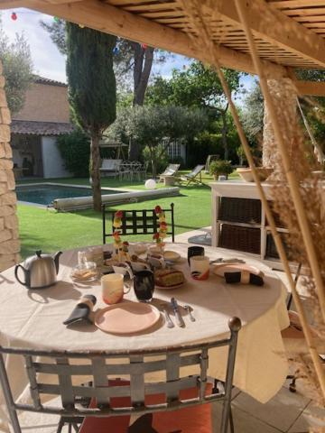 La Maison 1440 L'Isle-sur-la-Sorgue Kültér fotó